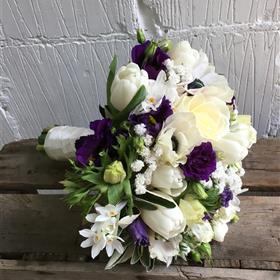 fwthumbpurple and white spring posy.jpg
